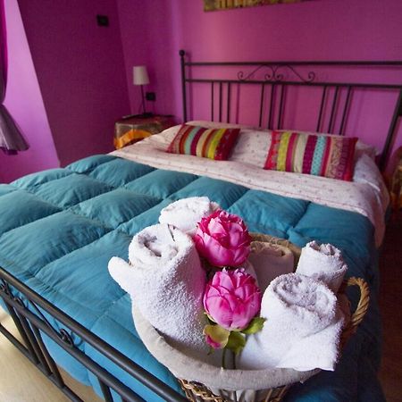 Ghiro Ghiotto Bed & Breakfast Pietra Ligure Ngoại thất bức ảnh