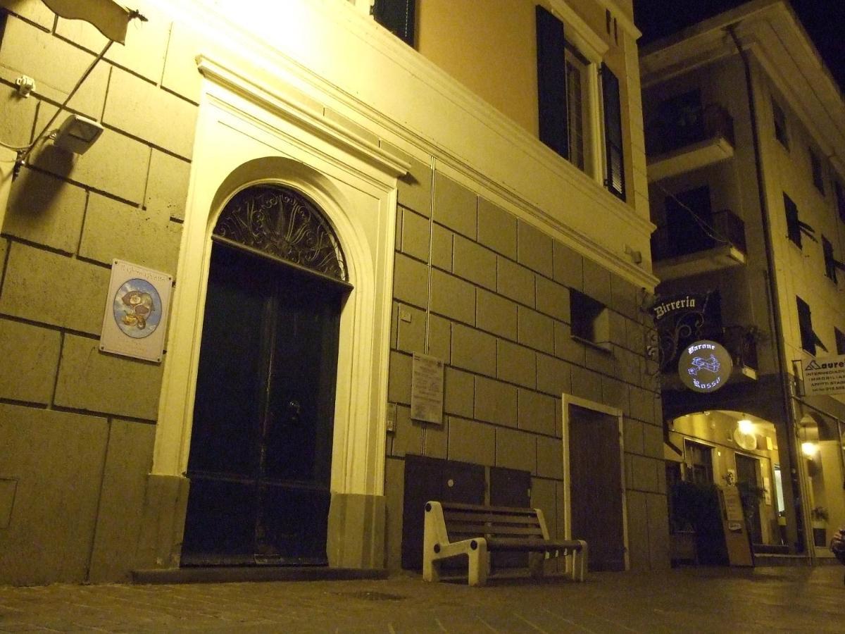 Ghiro Ghiotto Bed & Breakfast Pietra Ligure Ngoại thất bức ảnh