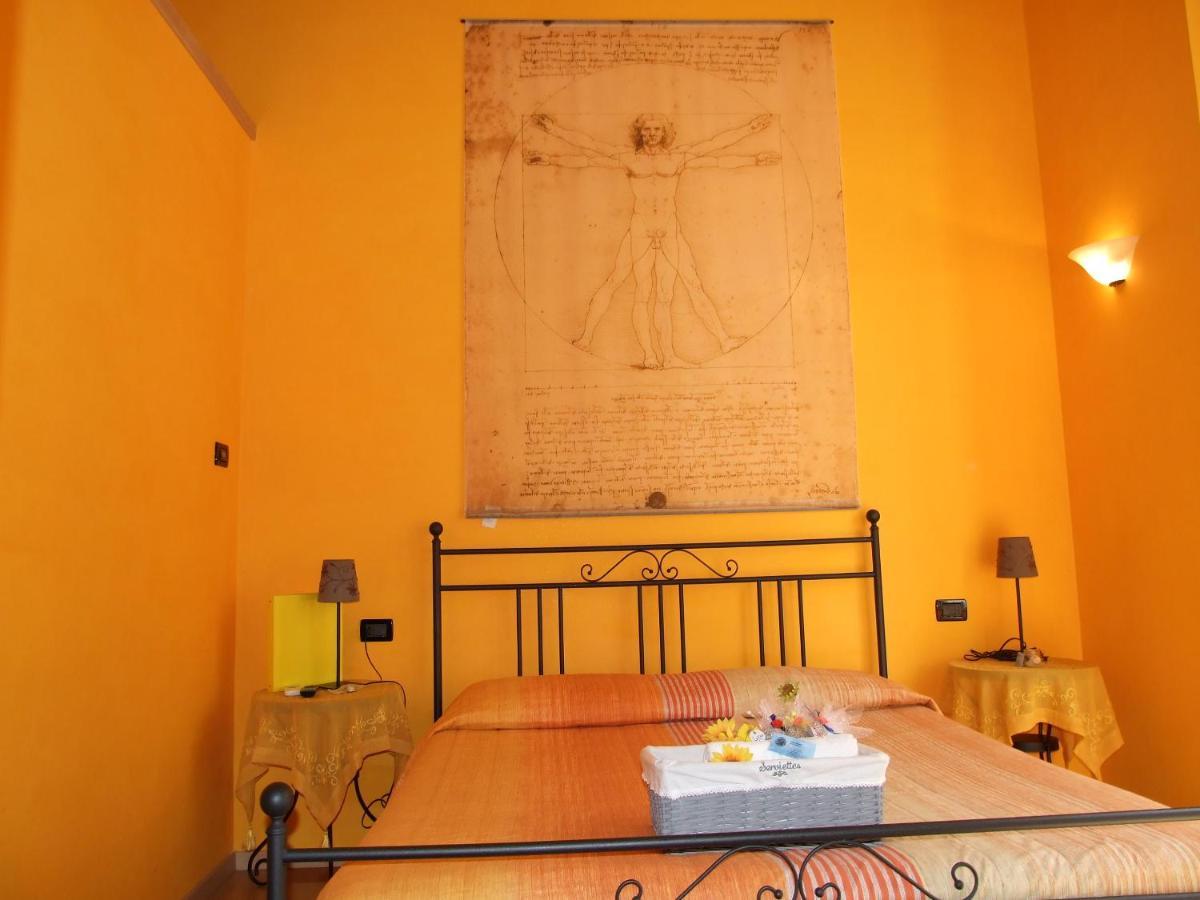 Ghiro Ghiotto Bed & Breakfast Pietra Ligure Ngoại thất bức ảnh