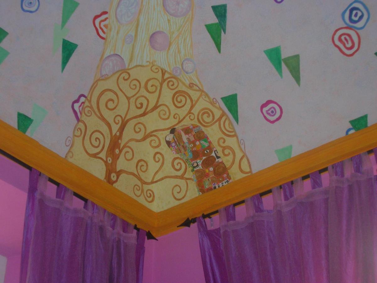 Ghiro Ghiotto Bed & Breakfast Pietra Ligure Ngoại thất bức ảnh