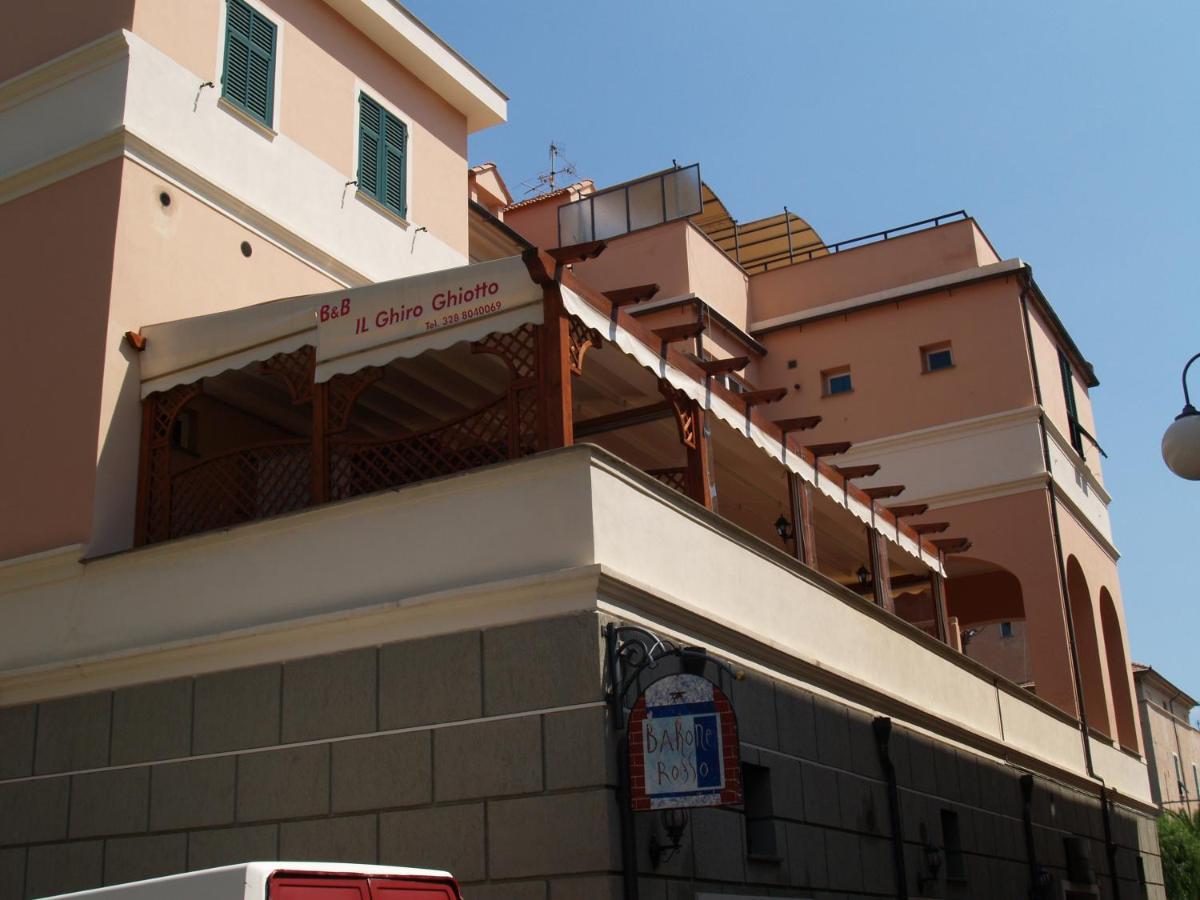 Ghiro Ghiotto Bed & Breakfast Pietra Ligure Ngoại thất bức ảnh