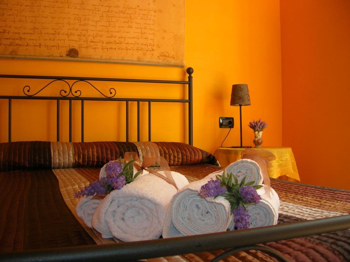 Ghiro Ghiotto Bed & Breakfast Pietra Ligure Ngoại thất bức ảnh