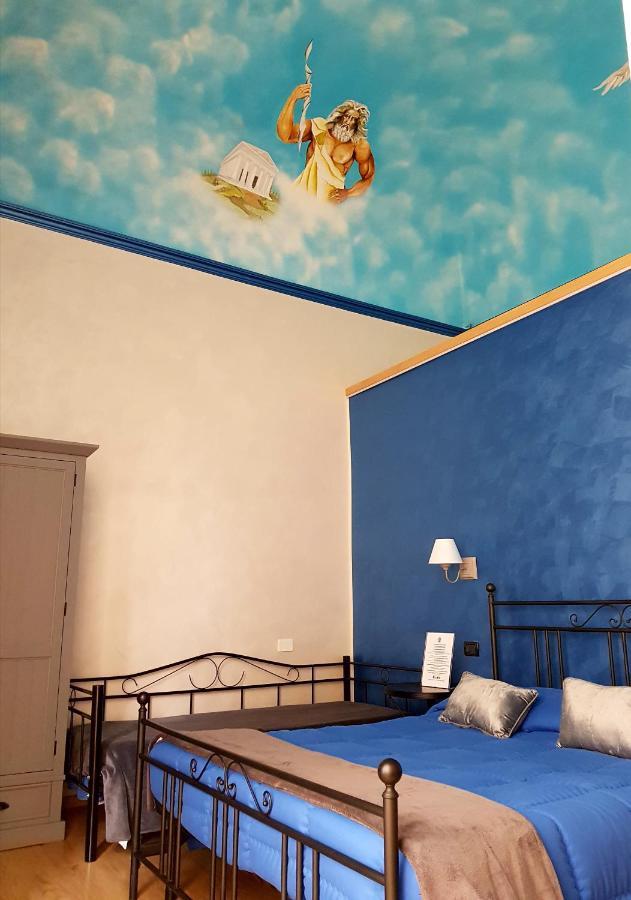Ghiro Ghiotto Bed & Breakfast Pietra Ligure Ngoại thất bức ảnh